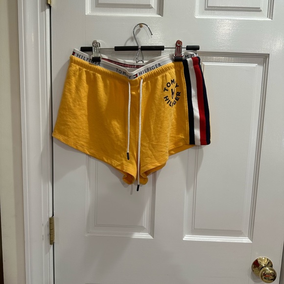 UO Tommy Hilfiger shorts - Picture 5 of 7